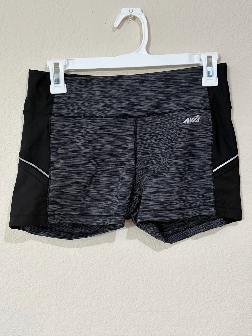 Avia Girls Small Black Gray Heather Athletic Running Shorts Reflective Trim